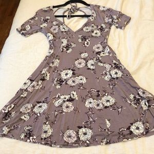 Beautiful Pastel Purple Floral Dress Size XS